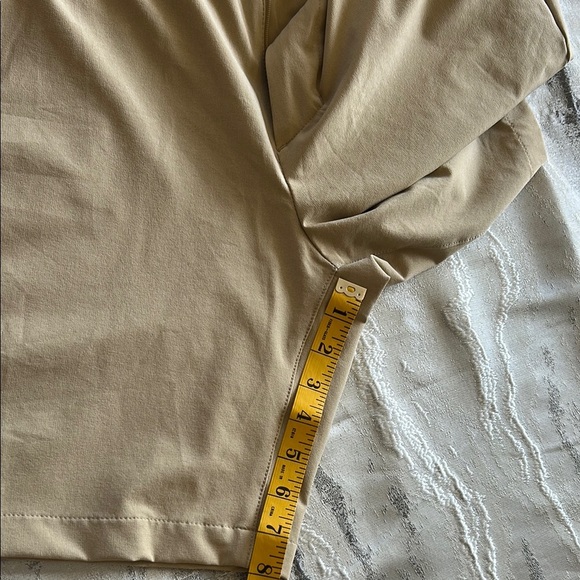 All in Motion Men's Beige Athletic Shorts Size 36 - Picture 13 of 14